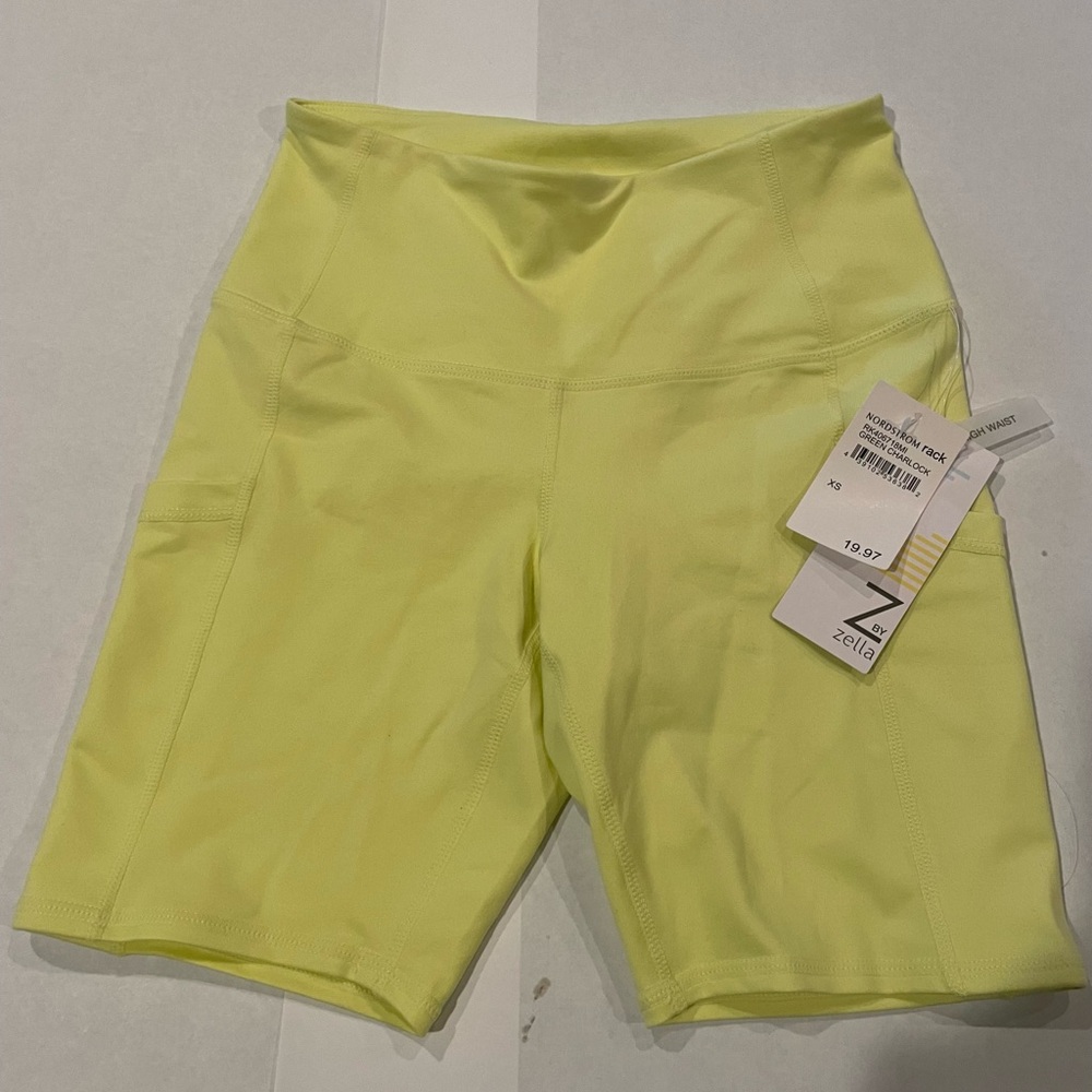 Zella yellow short leggings with pockets